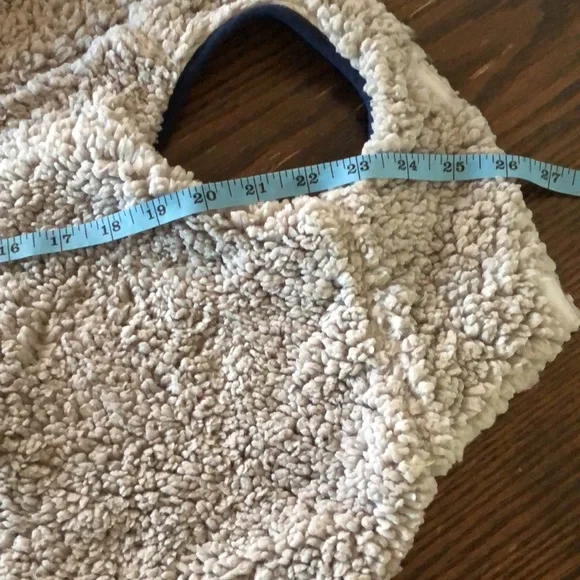 🌟HOST PIC🌟EUC 🐶 Fleece coat for a medium sized dog, measurements in pics. - Picture 4 of 6